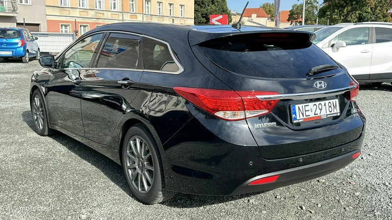 Hyundai i40 13