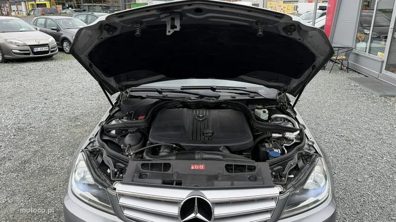 Mercedes-Benz Klasa C W204 C 200 18