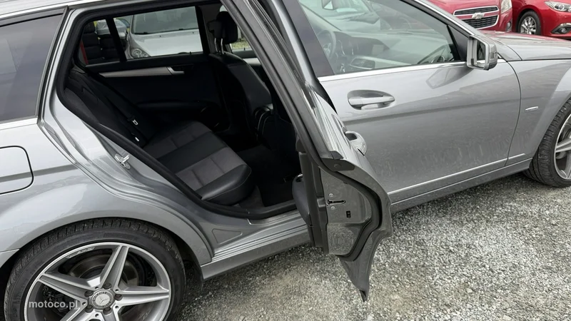 Mercedes-Benz Klasa C W204 C 200 22