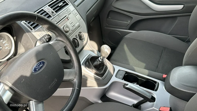 Ford Kuga I 24