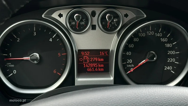 Ford Kuga I 25