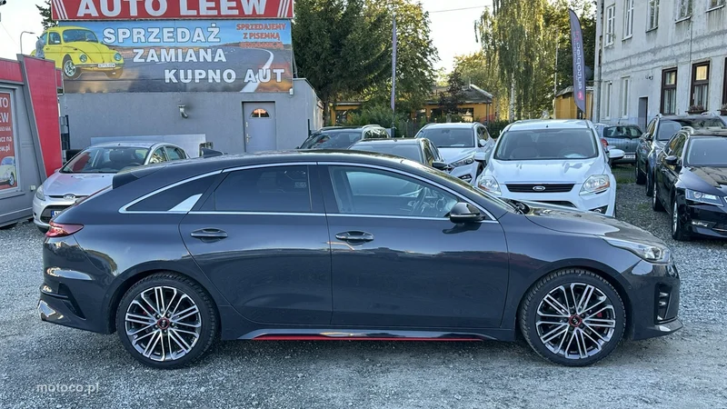 Kia Pro Cee'd 4