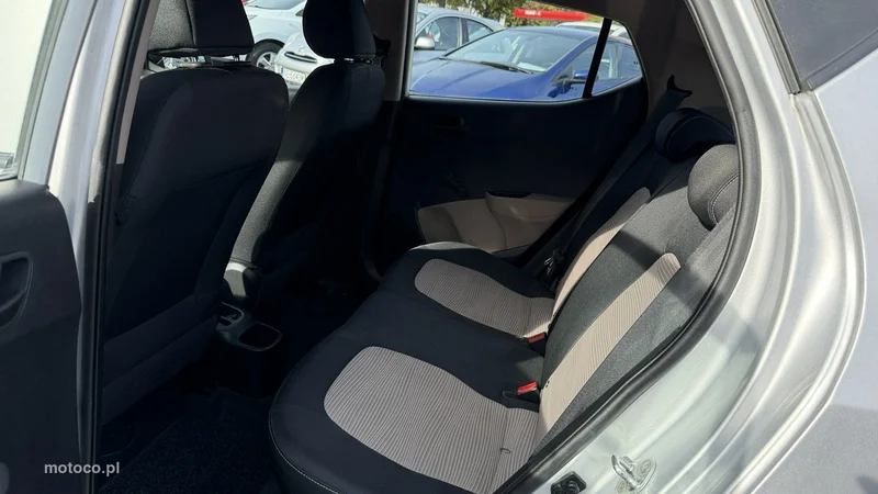 Hyundai i10 19