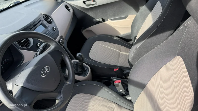 Hyundai i10 22