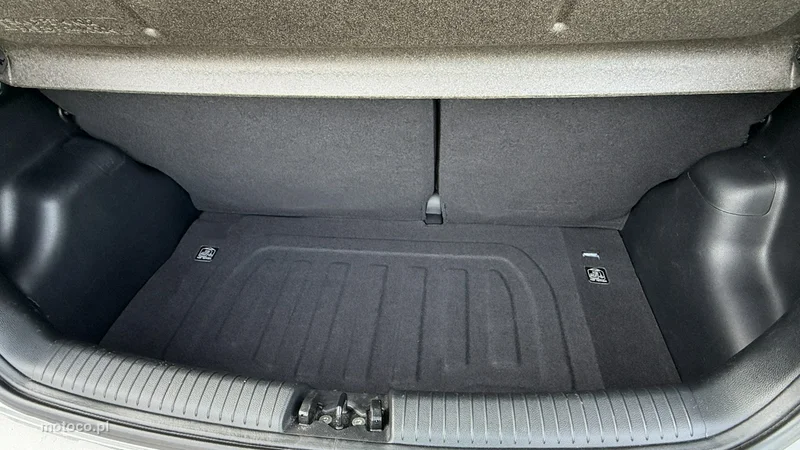 Hyundai i10 7