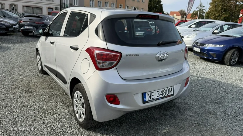 Hyundai i10 8