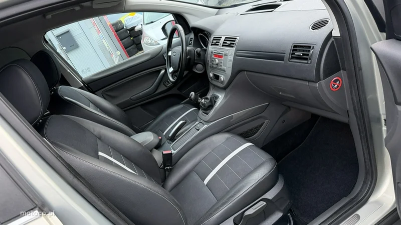 Ford Kuga I 16