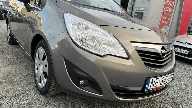 Opel Meriva B 2