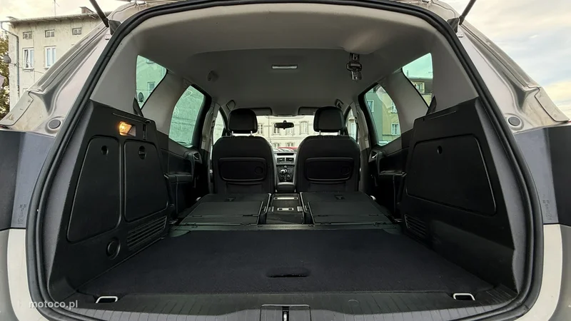 Opel Meriva B 11