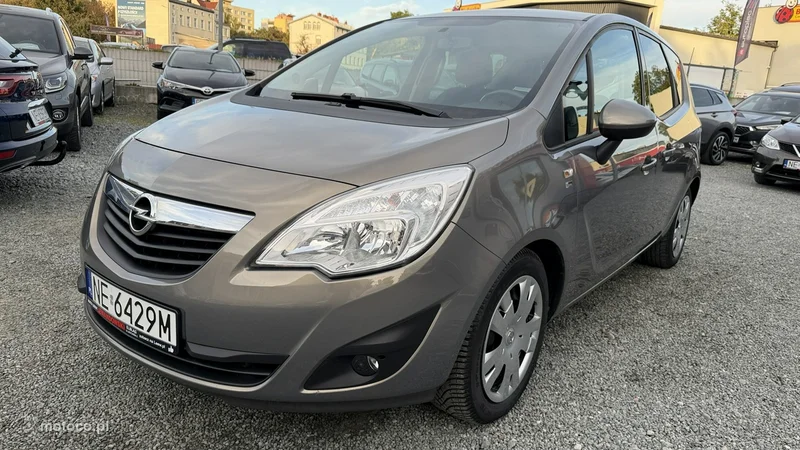 Opel Meriva B 16
