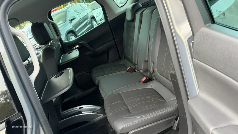 Opel Meriva B 23