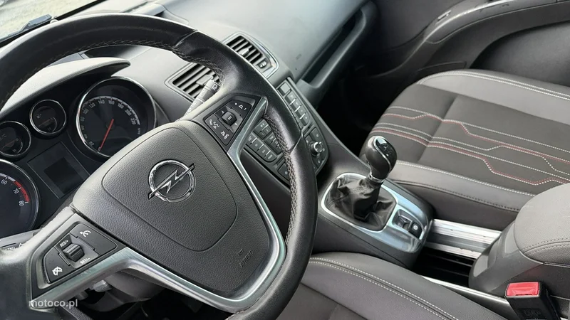 Opel Meriva B 25