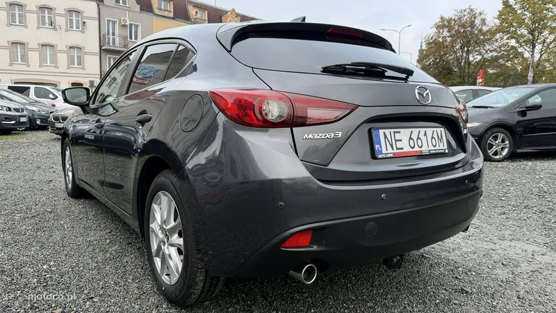 Mazda 3 11