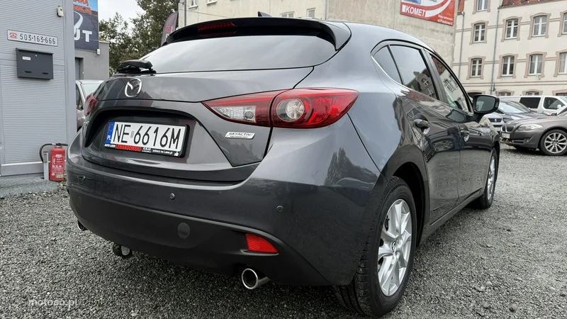 Mazda 3 3