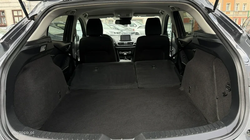 Mazda 3 7