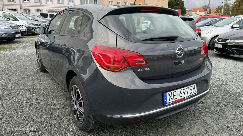 Opel Astra J 14