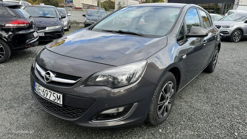 Opel Astra J 15