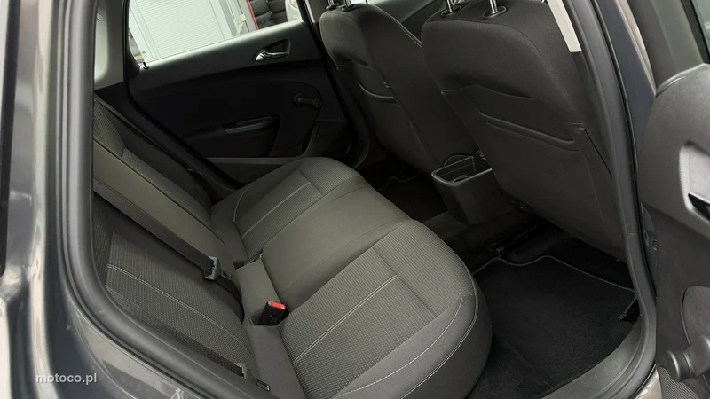 Opel Astra J 22