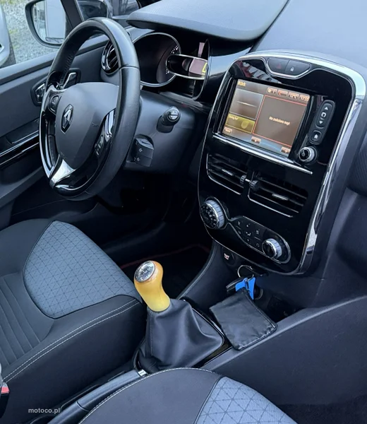 Renault Clio IV 16