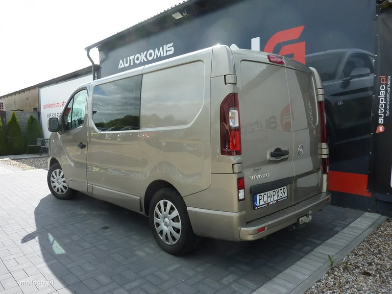 Opel Vivaro 6