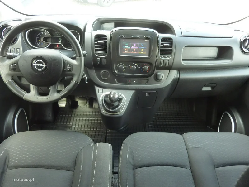 Opel Vivaro 15