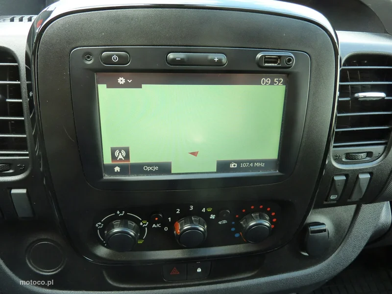 Opel Vivaro 17