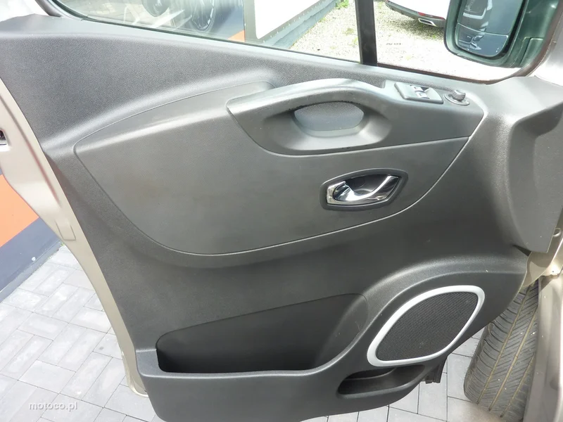 Opel Vivaro 26