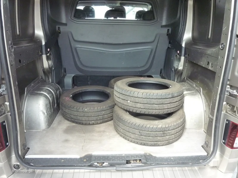 Opel Vivaro 28