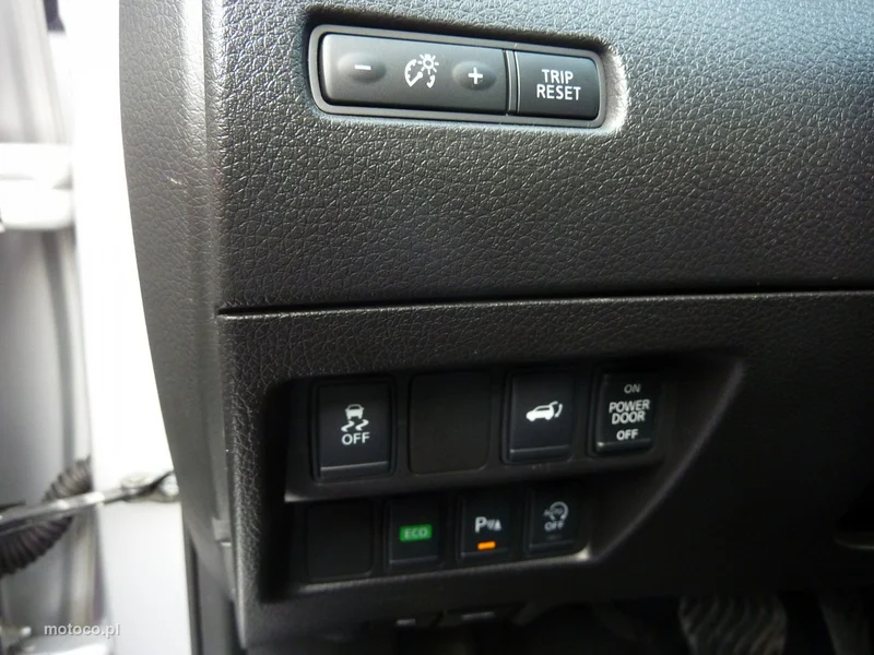 Nissan X-Trail 28