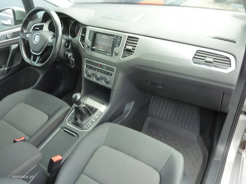Volkswagen Golf Sportsvan VII 16