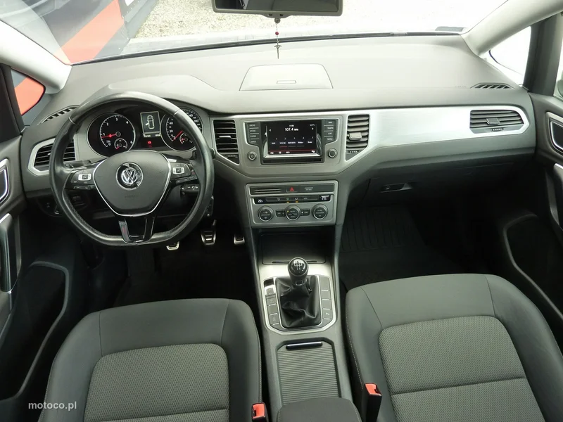 Volkswagen Golf Sportsvan VII 19