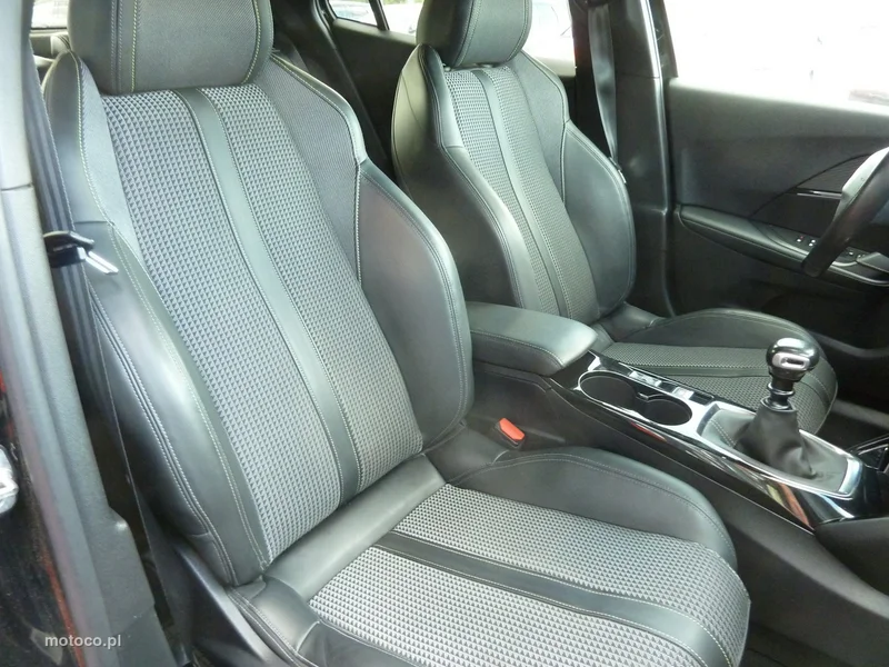Peugeot 2008 15