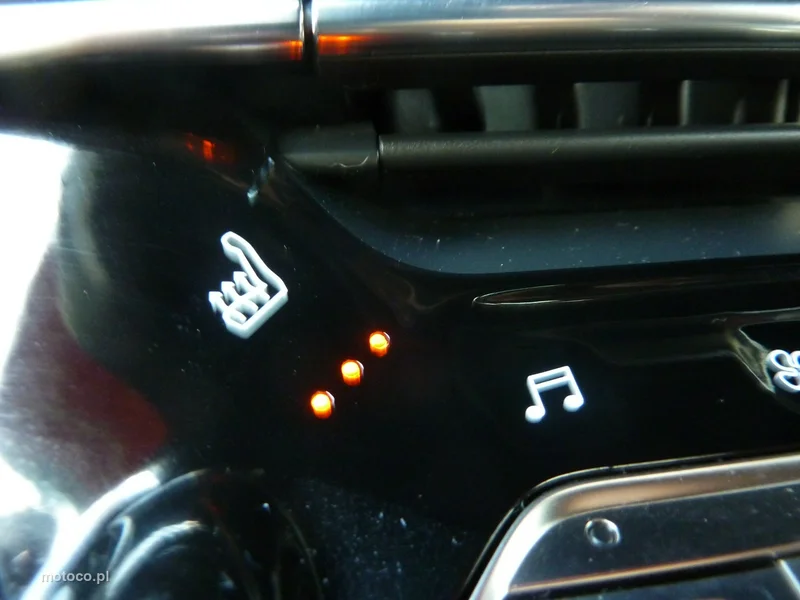 Peugeot 2008 30
