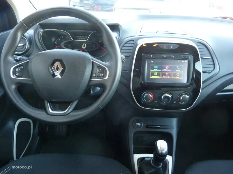 Renault Captur I 19