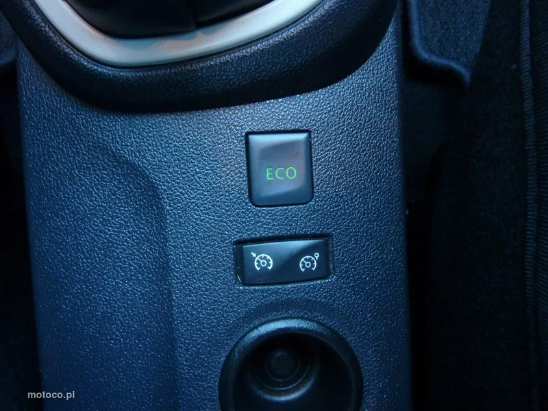 Renault Captur I 33