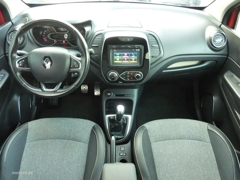 Renault Captur I 16