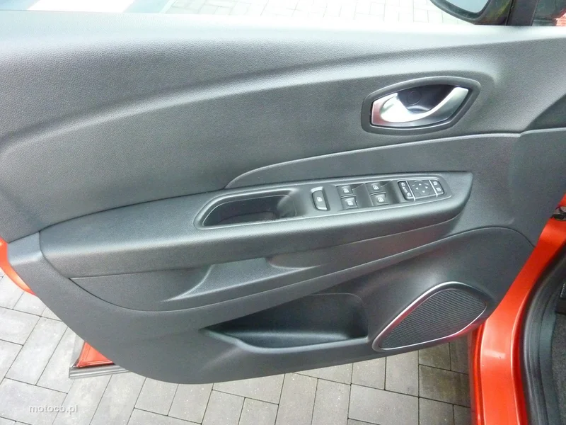 Renault Captur I 31