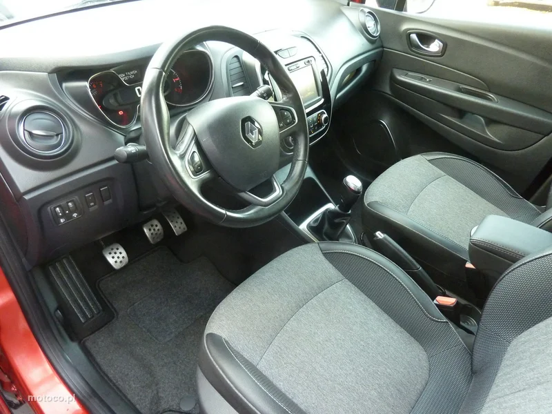 Renault Captur I 9