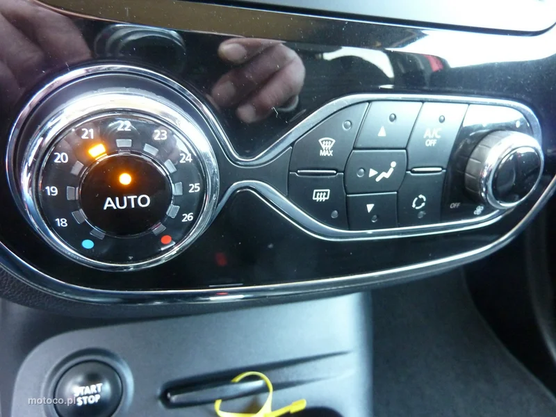 Renault Captur I 23