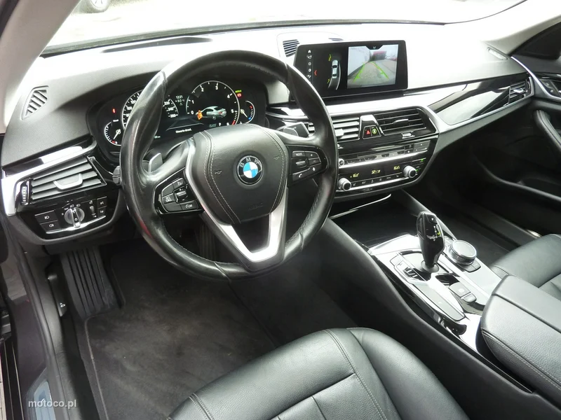 BMW Seria 5 G30 520 11