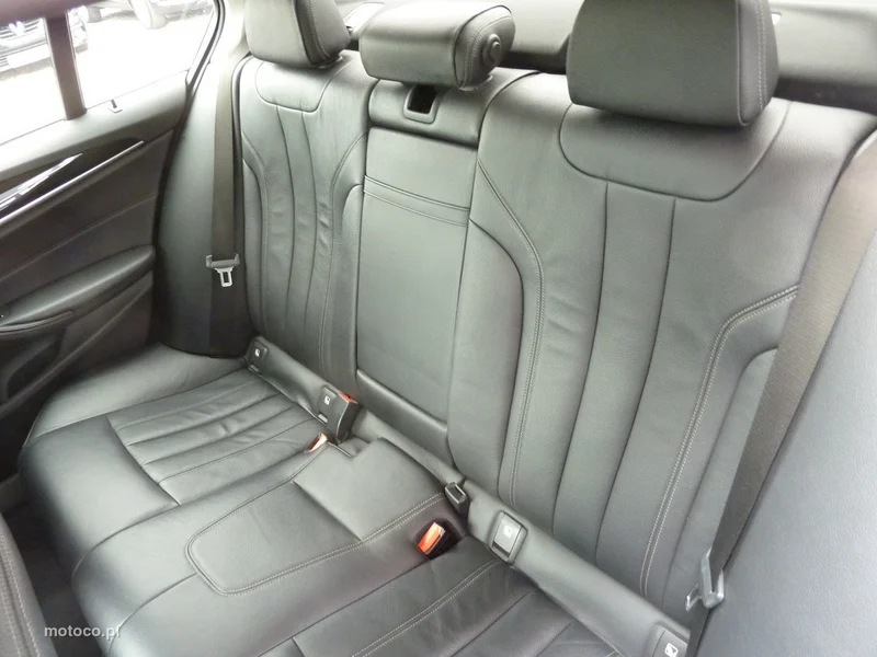 BMW Seria 5 G30 520 14