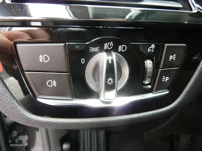BMW Seria 5 G30 520 30