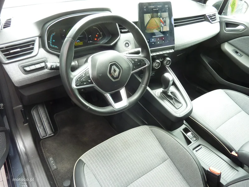 Renault Clio V 10