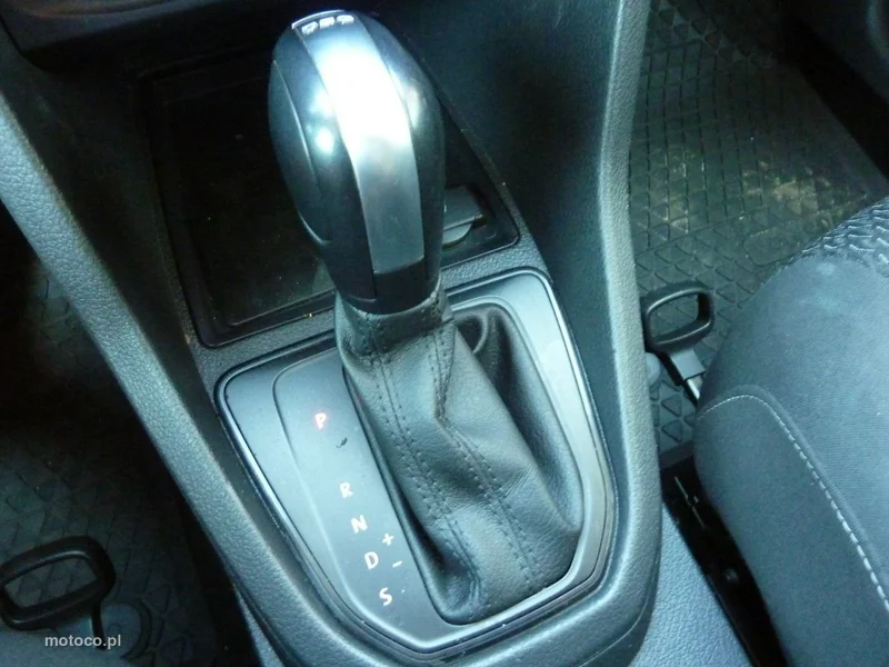 Volkswagen Caddy IV 27