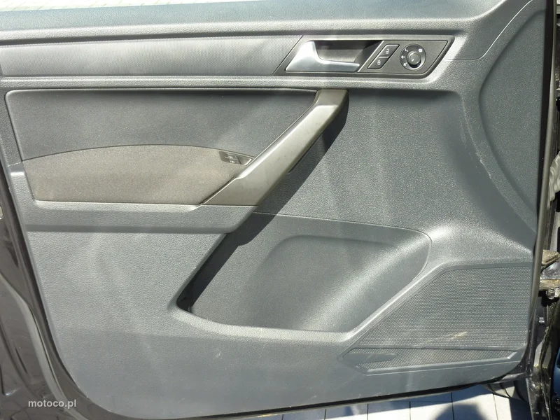 Volkswagen Caddy IV 31