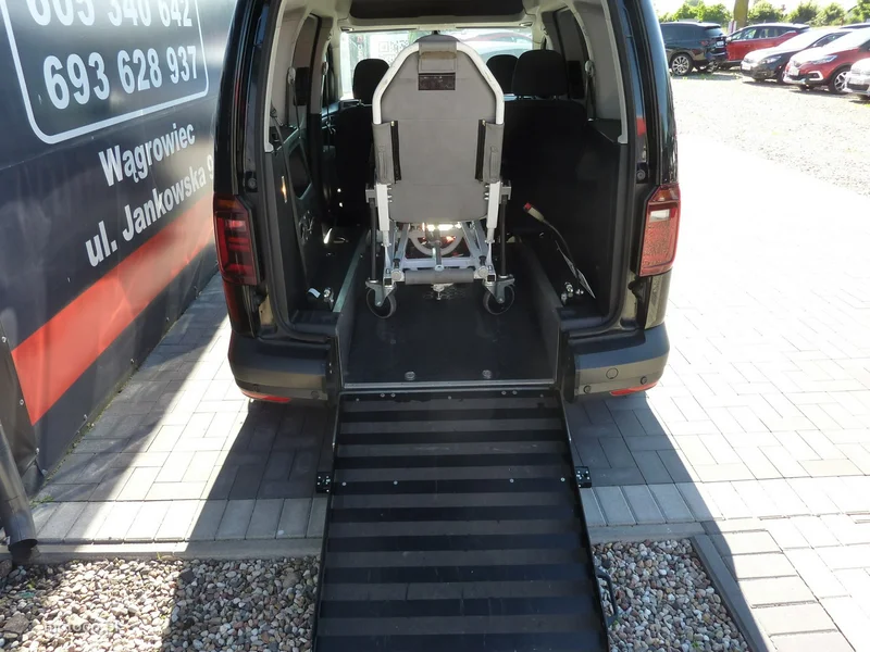 Volkswagen Caddy IV 36