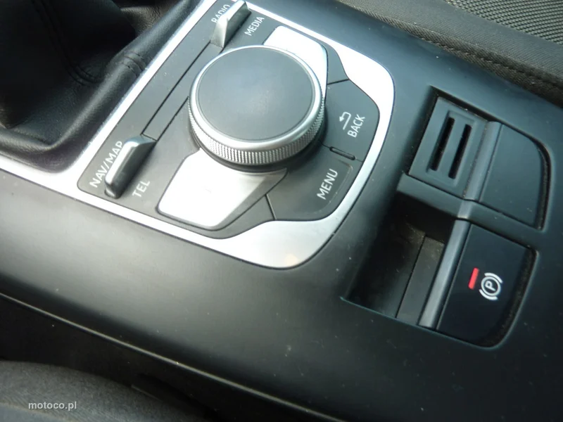 Audi A3 8V 32