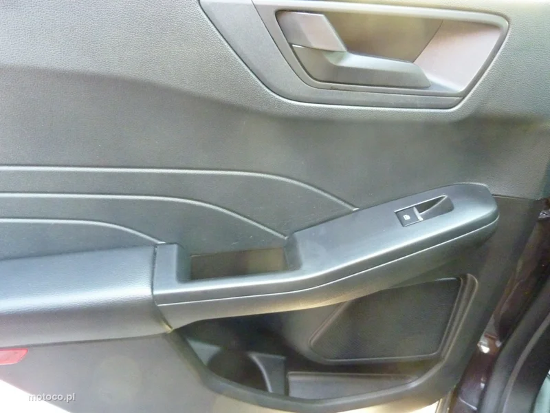 Ford Escape 38