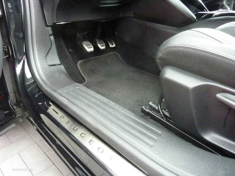 Peugeot 2008 11