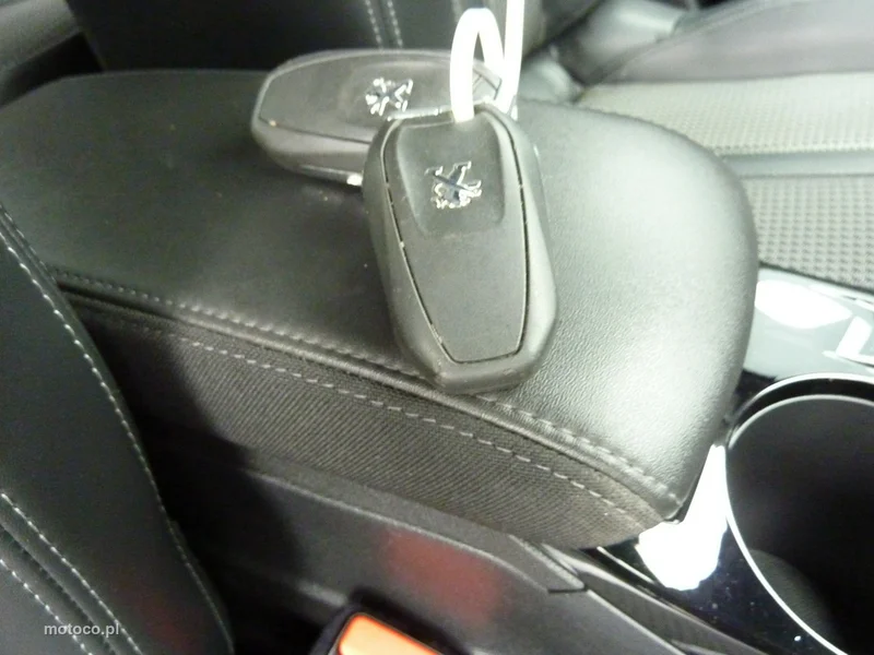 Peugeot 2008 17